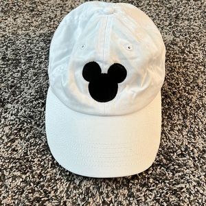 Adult Mickey embroidered hat